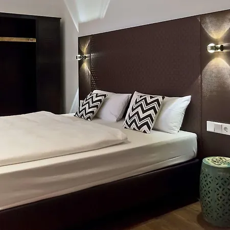 Готель Elaya Center 4*