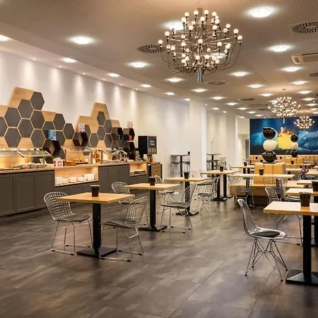 Elaya Center 4* Лейпциг