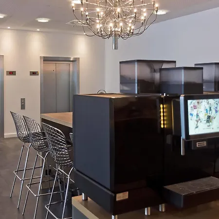 Elaya Center Готель Лейпциг